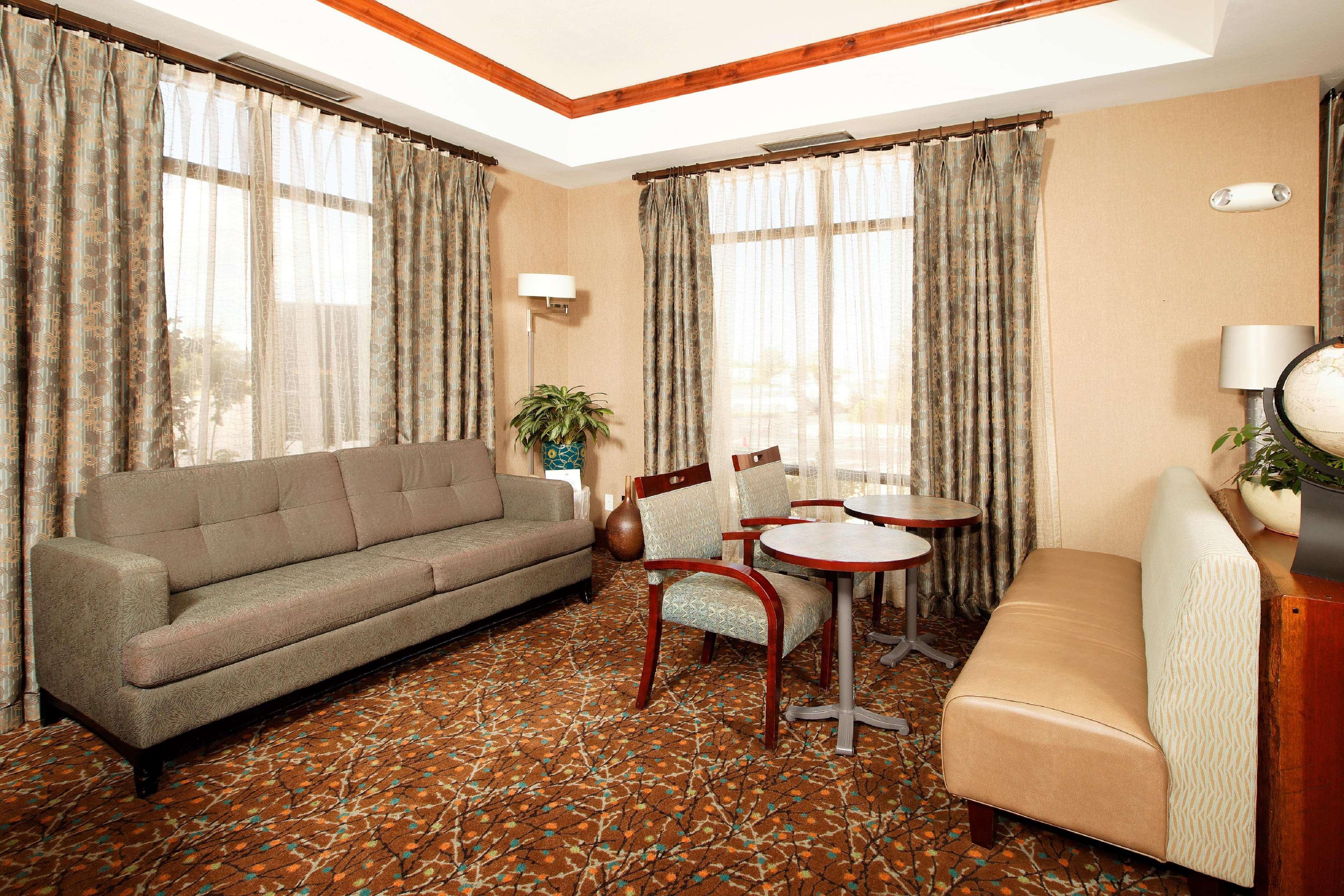 Hampton Inn By Hilton Монтроз Экстерьер фото