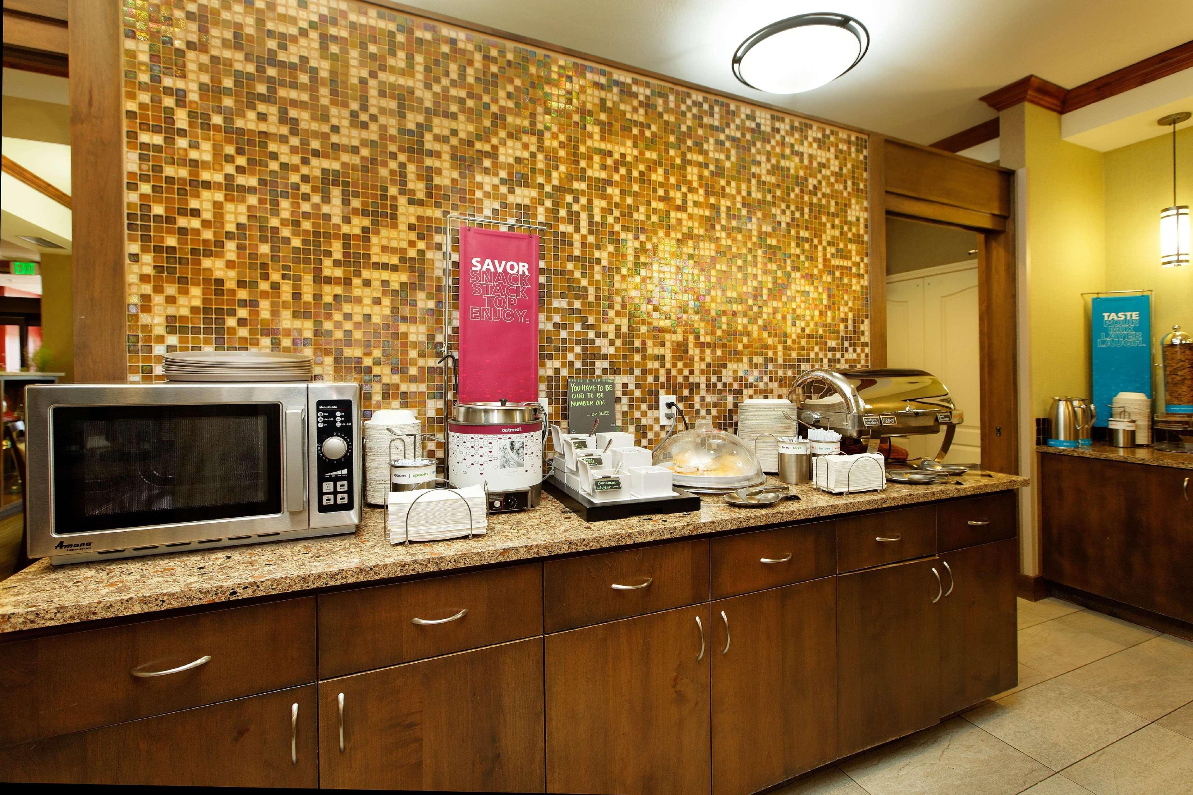Hampton Inn By Hilton Монтроз Экстерьер фото