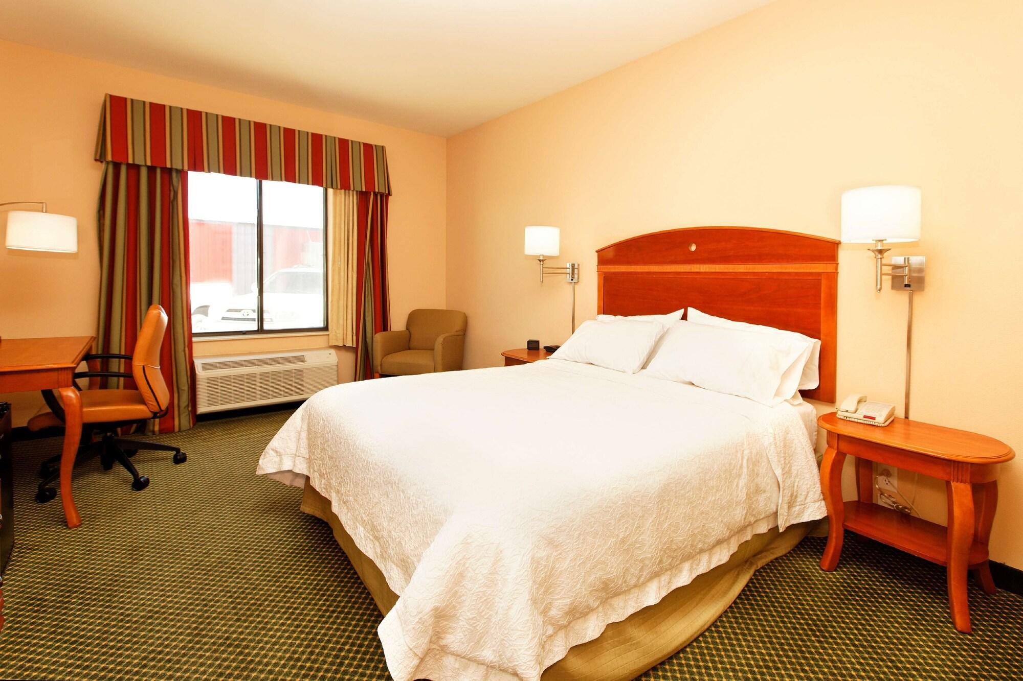Hampton Inn By Hilton Монтроз Экстерьер фото