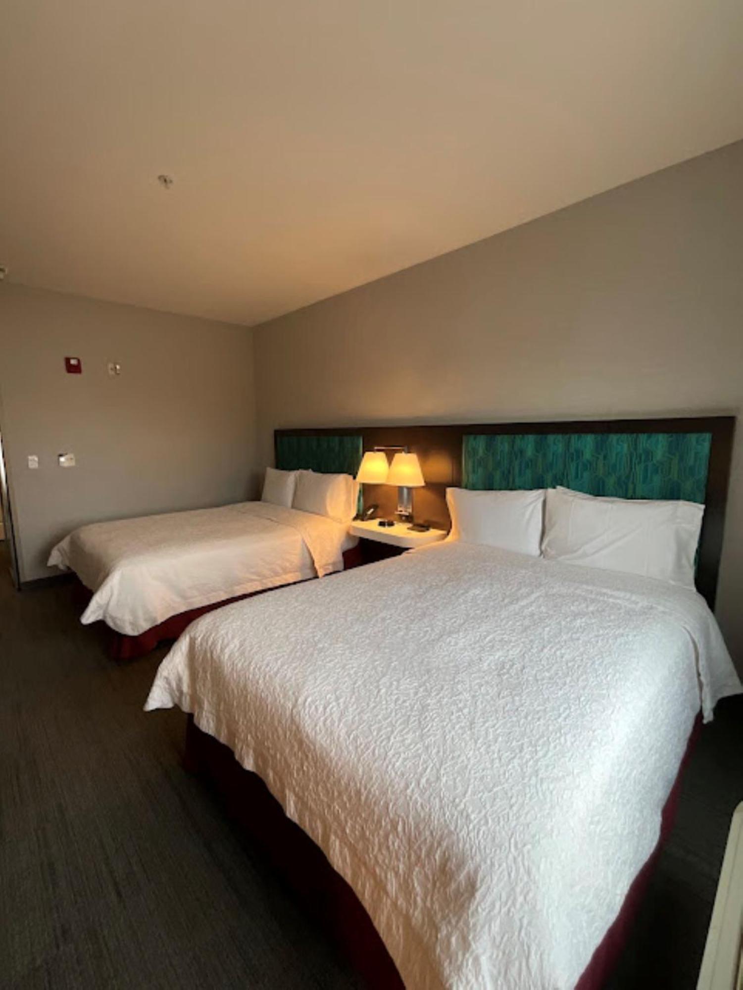 Hampton Inn By Hilton Монтроз Экстерьер фото