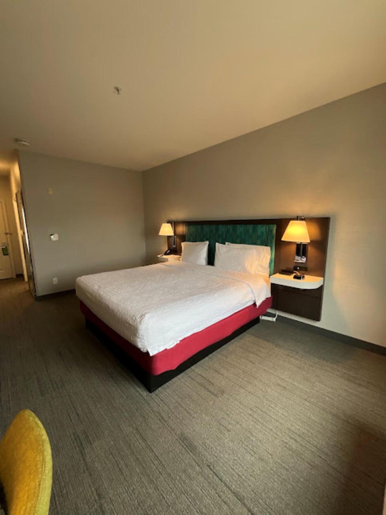 Hampton Inn By Hilton Монтроз Экстерьер фото